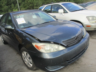 toyota camry le xle se