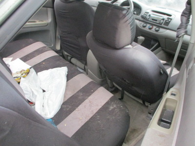 toyota camry le xle se