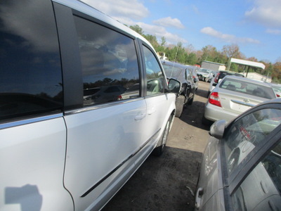 chrysler town   country touring