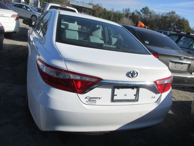 toyota camry le xle se xse