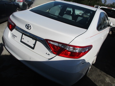 toyota camry le xle se xse