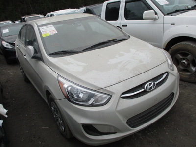 hyundai accent se