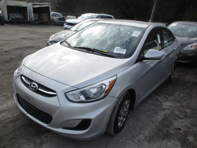 hyundai accent se