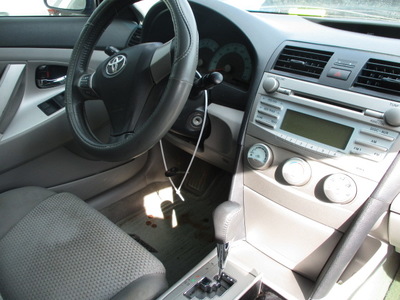 toyota camry new generation le x