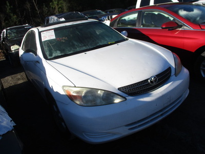 toyota camry le xle se