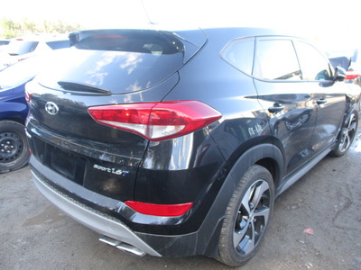 hyundai tucson limited sport and