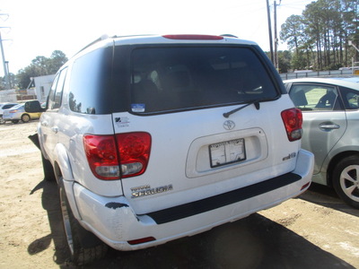 toyota sequoia sr5