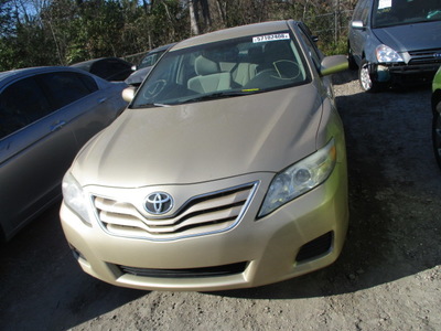 toyota camry se le xle