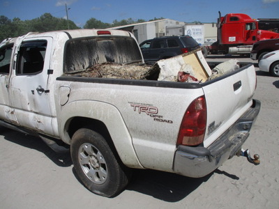 toyota tacoma dbl cab prerunner