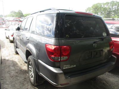 toyota sequoia sr5