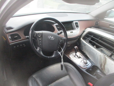 hyundai genesis 3 8l