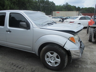 nissan frontier crew le se offrd