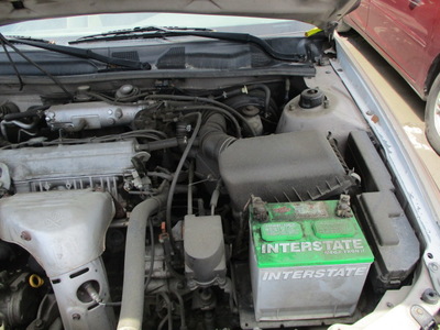 toyota camry ce le xle