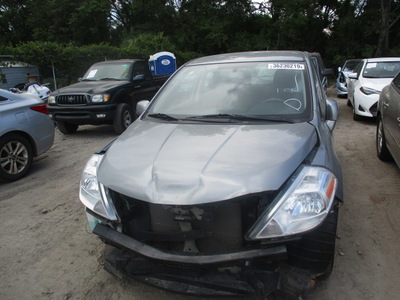 nissan versa s sl