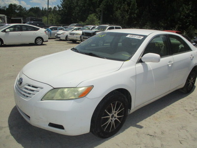 toyota camry ce le xle se