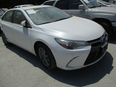 toyota camry le xle se xse