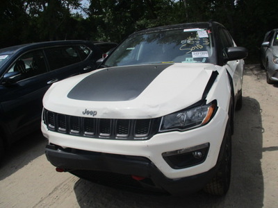 jeep compass trailhawk