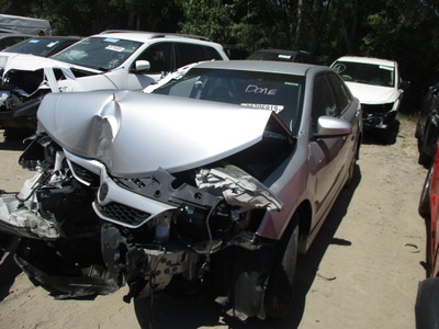 toyota camry se le xle