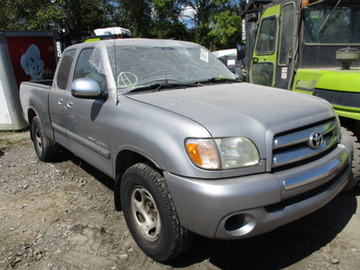 toyota tundra access cab sr5