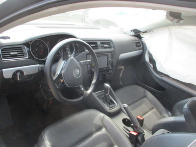 volkswagen jetta sel