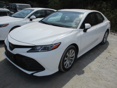 toyota camry l le xle se xse