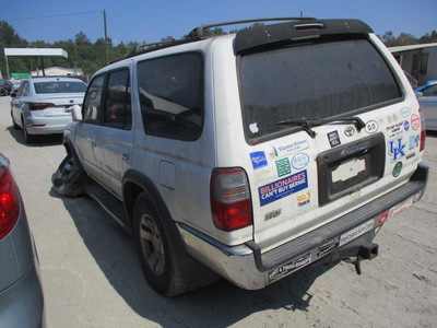 toyota 4runner sr5