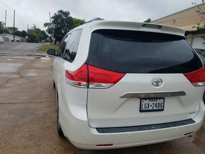 toyota sienna