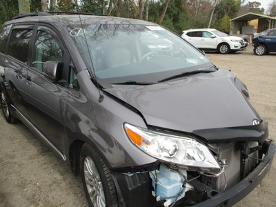 toyota sienna xle limited