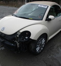 volkswagen new beetle s