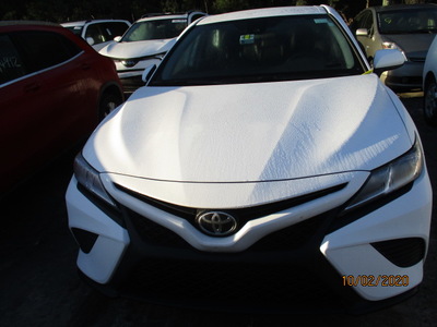 toyota camry l le xle se xse