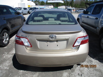 toyota camry hybrid