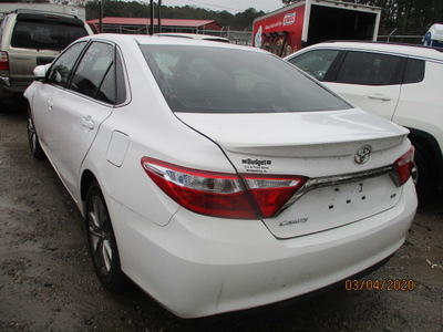 toyota camry le xle se xse