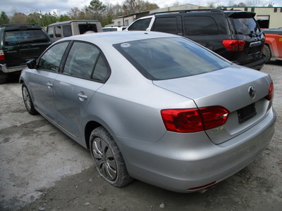 volkswagen jetta base s