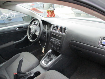 volkswagen jetta base s