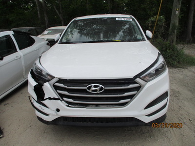 hyundai tucson se