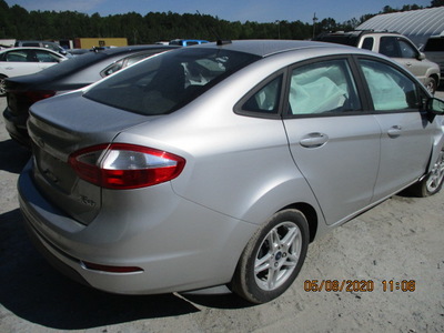 ford fiesta se