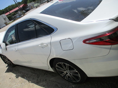 toyota camry le xle se xse