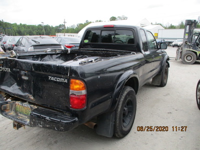 toyota tacoma xtracab prerunner