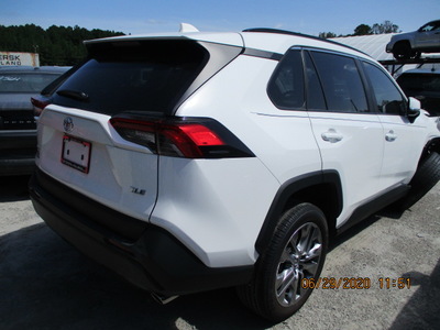 toyota rav4 xle premium