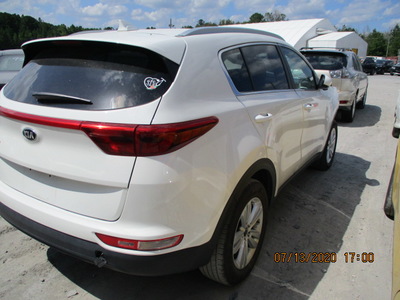 kia sportage lx