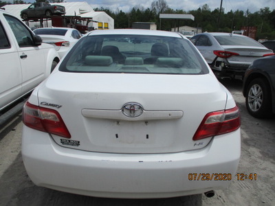 toyota camry ce le xle se