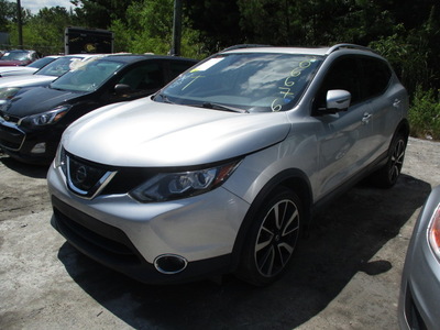 nissan rogue sport s sv sl