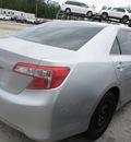 toyota camry se le xle