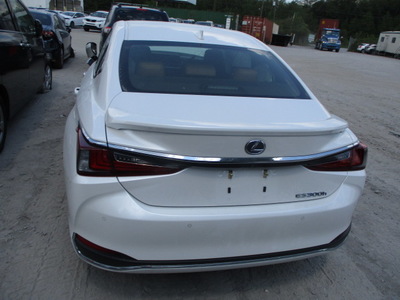 lexus es 300h