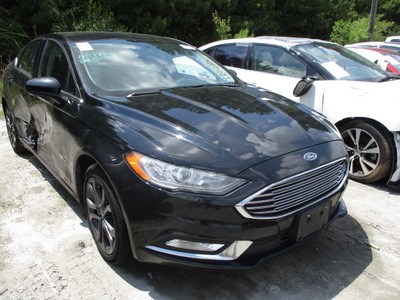 ford fusion se hybrid