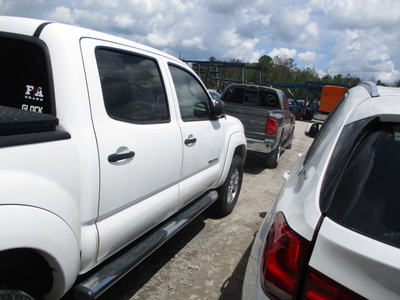 toyota tacoma dbl cab prerunner