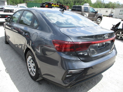 kia forte fe lxs