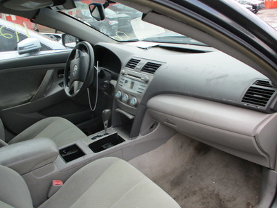 toyota camry ce le xle se