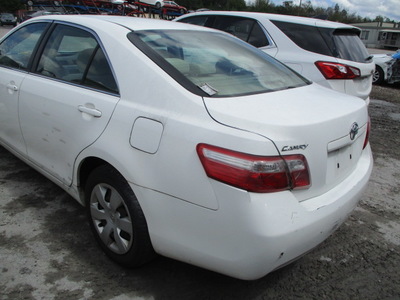 toyota camry ce le xle se