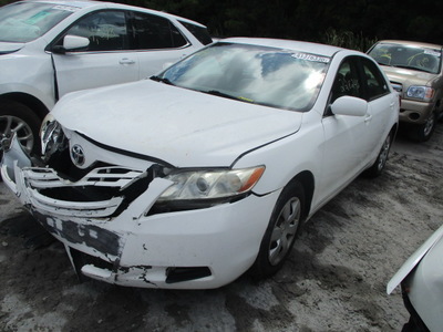 toyota camry ce le xle se